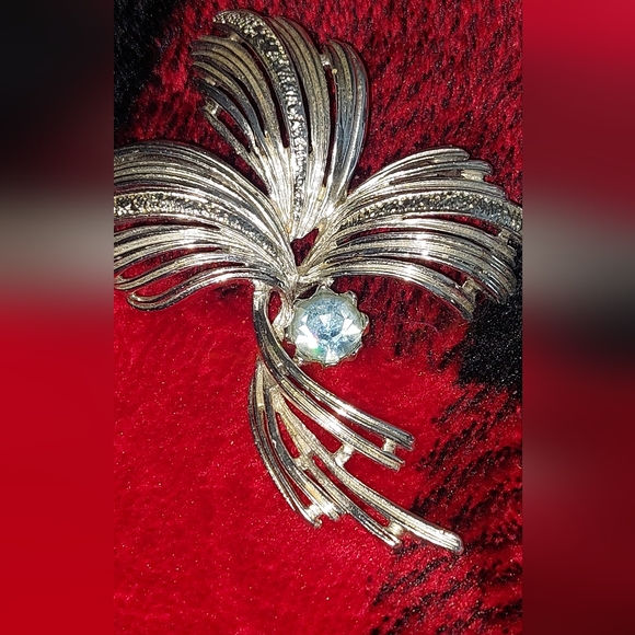 Brooch - Picture 3 of 6